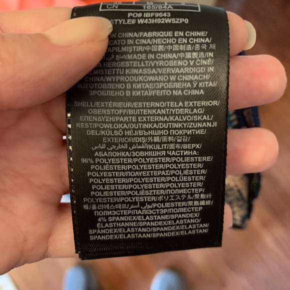 Guess snake print halter top - Picture 6 of 6